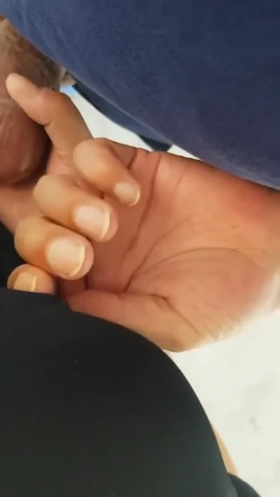편의점 알바한테 용돈 쥐어주고 대딸받기 [한국야동 야동존]