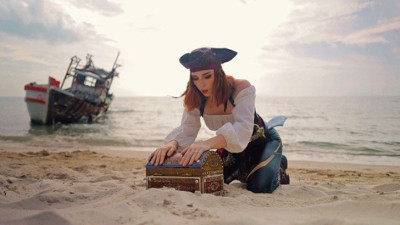 Die wahre 보물 전쟁 unter Captain Sweetie Fox의 Höschen